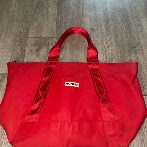 Hunter x Target Over Sized Tote Bag Cherry Red Carryall Travel